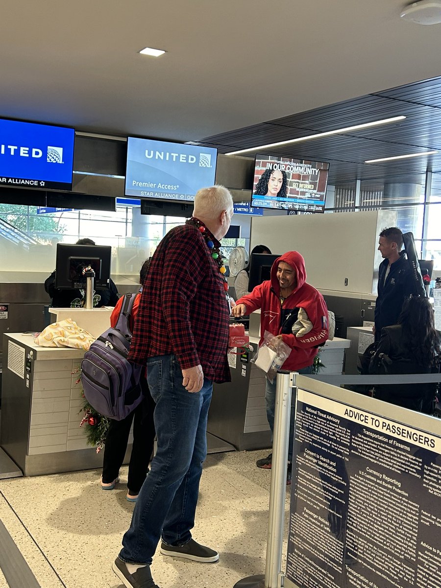 Scott Stopper (@scott13138104) on Twitter photo Merry Christmas, Happy holidays from the PHX team.
So happy and blessed to be a member of such a terrific group of professionals. <a href="/espresso613/">jodi stringfellow</a>, <a href="/weareunited/">We Are United</a> Merry Christmas, Happy holidays from the PHX team.
So happy and blessed to be a member of such a terrific group of professionals. <a href="/espresso613/">jodi stringfellow</a>, <a href="/weareunited/">We Are United</a>