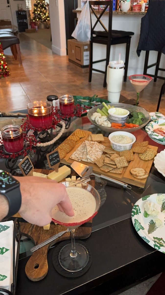 Who else is as tapped as me rn