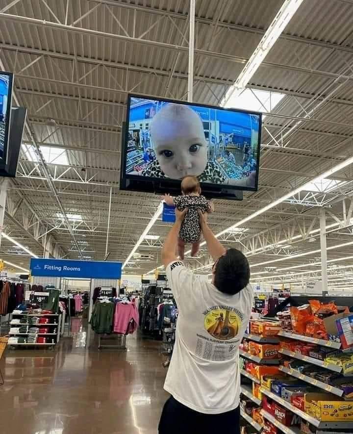 SoyBvip's tweet photo. Te encargo un ratito el bebé no vallas a hacer tonterias 

El papá: https://t.co/0ZXp4aSZcD
