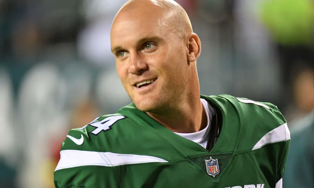 The revolving door at kicker for the #Jets has been wild from 2019 through 2021 before Greg Zuerlein got here:

🏈 Matt Ammendola
🏈 Eddy Pineiro
🏈 Sam Ficken
🏈 Sergio Castillo
🏈 Chase McLaughlin
🏈 Alex Kessman
🏈 Kaare Vedvik
🏈 Chandler Catanzaro

Greg the Leg has brought