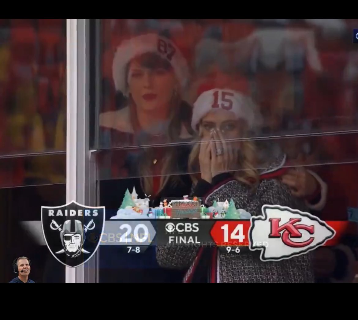 mikegmorgan's tweet image. It’s a Christmas Miracle, THANK YOU SANTA! 🎅🏼