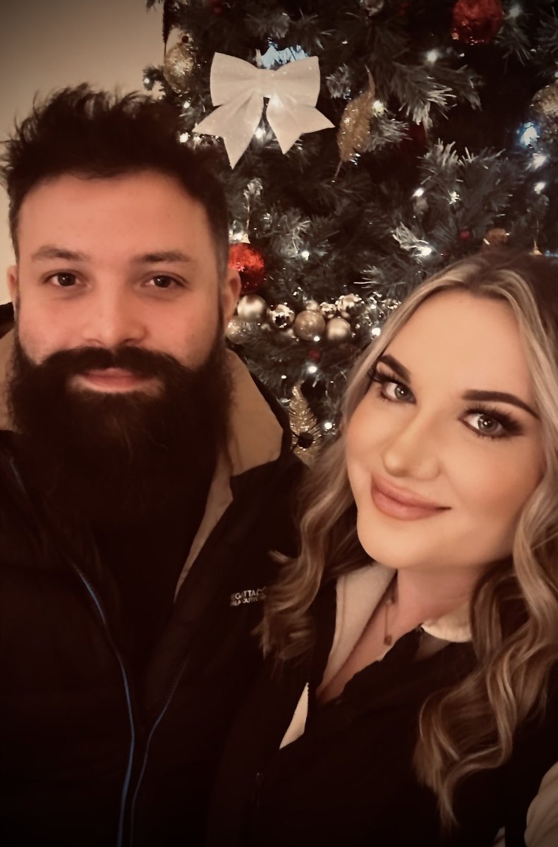 Merry Christmas everyone 🥰💚🎄