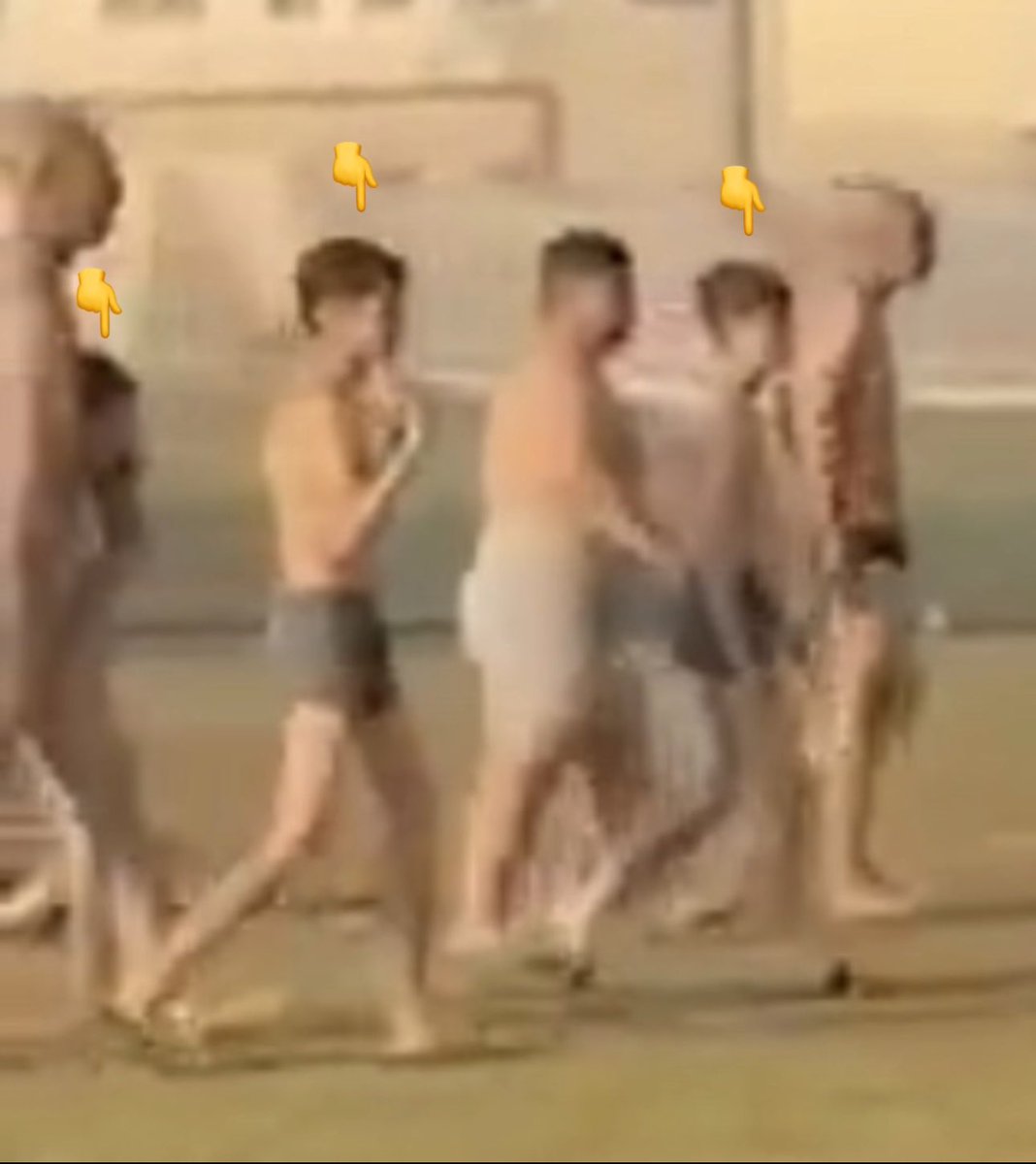 CensoredMen's tweet image. 🇵🇸🇮🇱 The IDF are kidnapping innocent Palestinians in Gaza, humiliating them and forcing them to strip in the middle of a field.

What's even more disturbing is the fact that they are also forcing CHILDREN and disabled people to strip.

They also arrested women.

Disgusting.