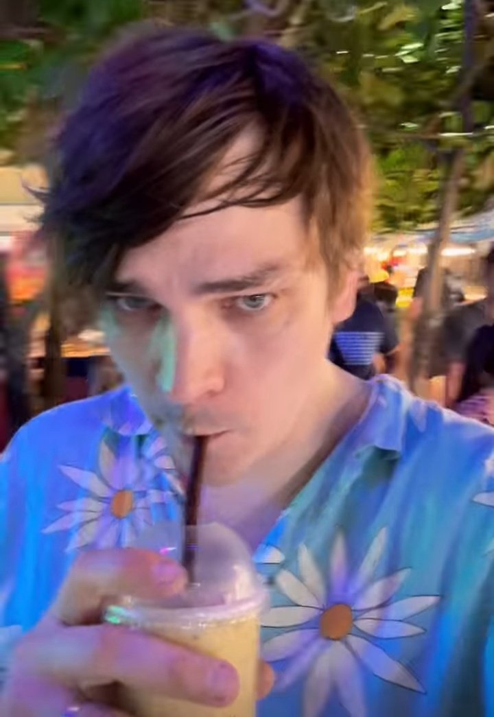 vitaestecarota's tweet image. НУ КАКОЙ—