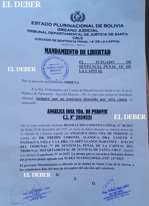 noticiasfides's tweet photo. 🔵#ANF | #Seguridad Ese es el mandamiento de libertad que emitió el Juzgado 14° de Sentencia Penal de #SantaCruz en favor de la exalcaldesa Angélica Sosa, que se encuentra detenida en la cárcel de Palmasola.
Foto: @grupoeldeber https://t.co/ScEqDc9Hex