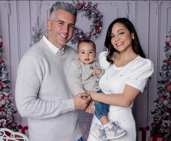 revistaronda's tweet image. Por otra parte, tenemos las imágenes de @Ninelconde, @itsmissnadia, @Chiquis626, @SharleneTaule y @danielduran4. 🥺🫶🏻🎄

#25Diciembre #Navidad2023 #Mexico #Paraguay #Venezuela #RepublicaDominicana