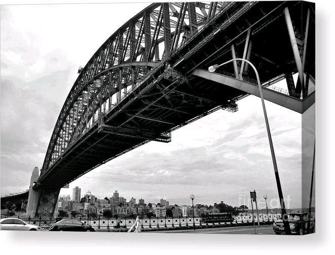 KayeMenner's tweet image. #Spanning #Sydney #Harbour - #BlackWhite #Canvas #Print / Canvas #Art by Kaye Menner - Kaye Menner - Website
buff.ly/3NIaD9w
#Art #BuyIntoArt #AYearForArt #Artist #FineArtAmerica