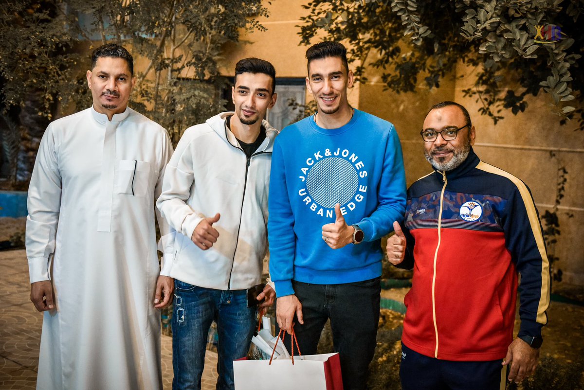 كل الكلمات هنا قليلة في حقكم انتم السند 
الف الف مبروك حسن و قاصي 
الف الف مبروك ابو علوي 
هنا الترجي ترجي الجميع ❤️💛💙