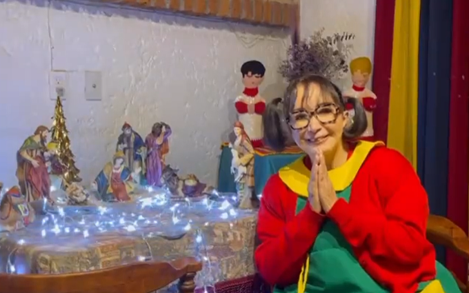 GCOa_tUXYAA-QxH?format=png&name=small