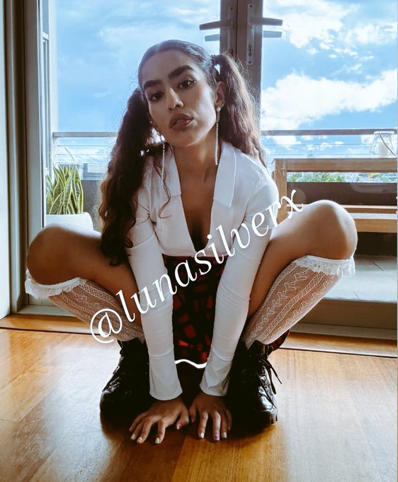 Watch Luna ☾'s leaked NSFW photo on TwXstars