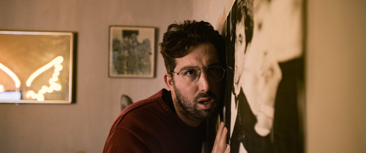 Her insan ötekinin bahanesi.... 

Hayat (2023) Zeki Demirkubuz