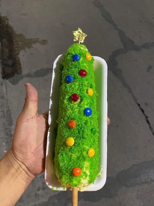 lol 😂 - I wanna decorate someone&rsquo;s hard on like this 😂 https://t.co/wjsMSl7oWM