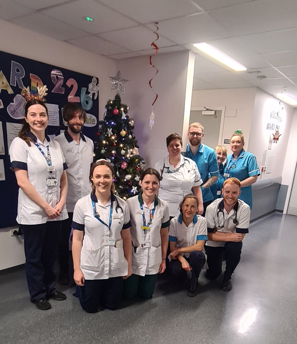 Specialised Physio &amp; OT Team for Christmas Day 🎄🎅🩺🩼 @TherapiesatUHNM <a href="/UHNM_NHS/">UHNM NHS Trust 🏥</a>
#TraumaOrtho #ElectiveOrtho #ARTU #Neurosurgery #Paediatrics #Cardiothoracics