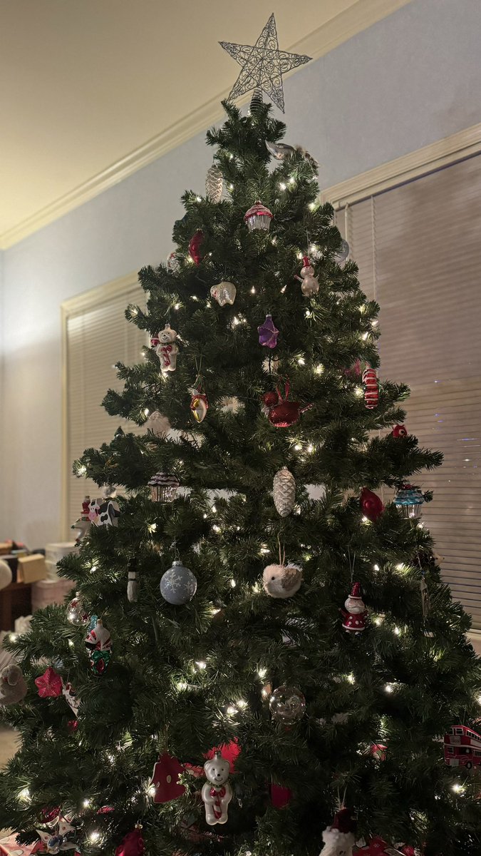 re:Invent Parties 🎉🥂 tweet media