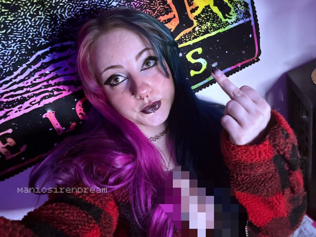 Merry Christmas from my middle finger, mortals. findom ⋆ censored ⋆ beta ⋆ virgin