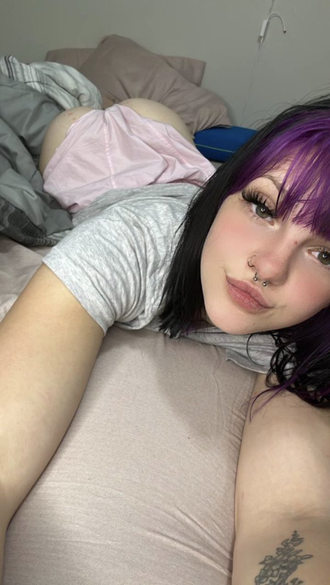 i’m bored, let’s play? 🥰

like = 🍑 pic
reply = 🍒 pic
rt = 🐱 pic