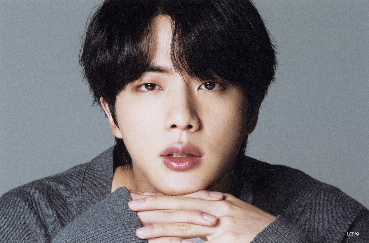 hjinp70's tweet photo. 석지나 오늘두 힘내 아쟈 아쟈🩵💦
#TheAstronaut 
#JIN #방탄소년단진 @bts_twt https://t.co/bzg4G3EZwE