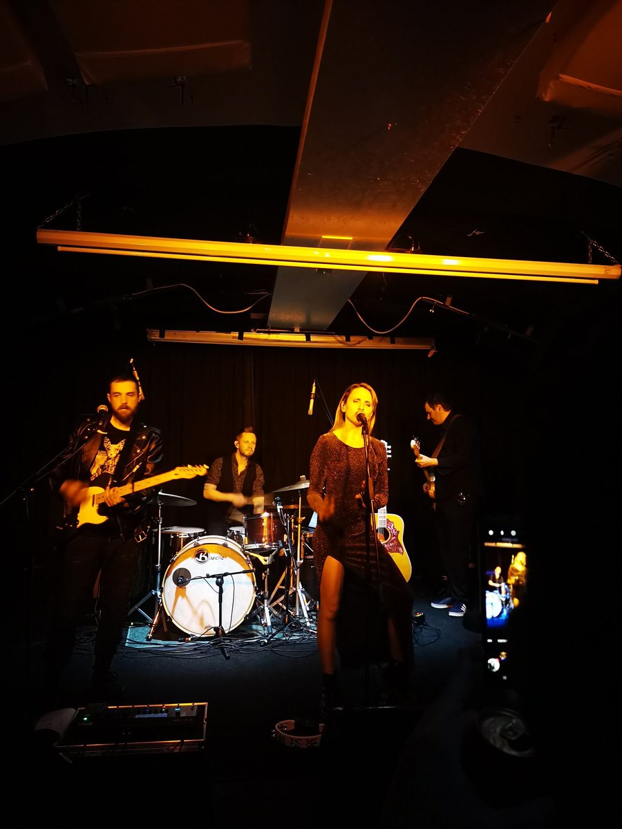 Božiček mi je prinesel špil od <a href="/FedHorses/">Fed Horses</a> 🎅😍