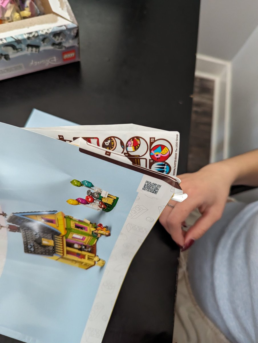JRodHimself's tweet photo. Hey @LEGO_Group, how do I go about ordering a new sticker set? https://t.co/4xvXJvOS2t