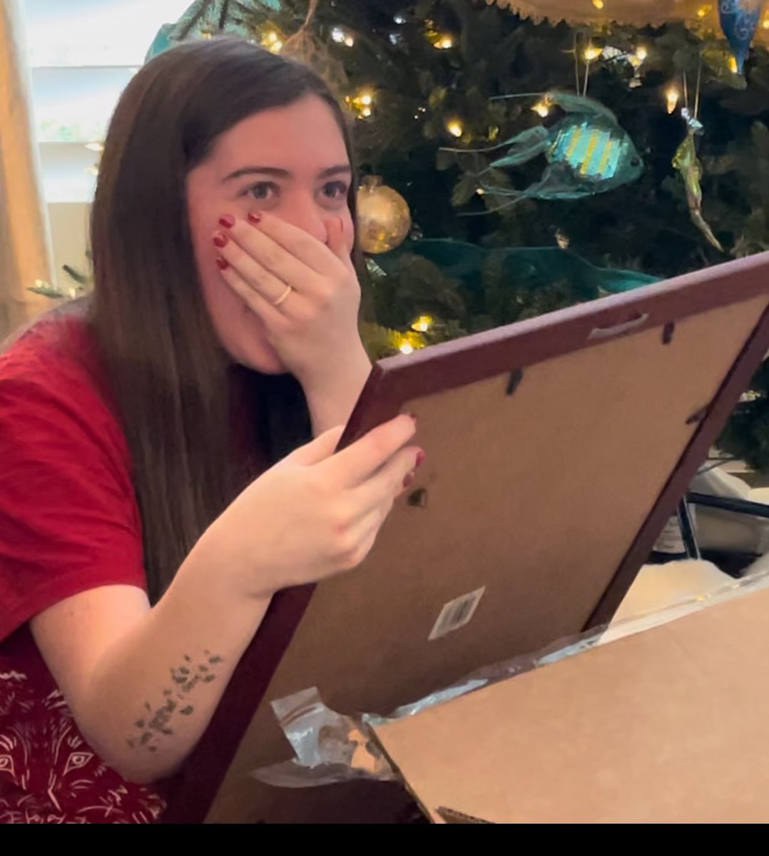 JaneneHaes's tweet photo. Huge thanks to @HowieKDay for the perfect Christmas present! https://t.co/k7imsuuvJF