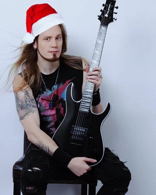 Happy holidays everyone! I hope Jesus shat something good down your chimney this year! 🎁