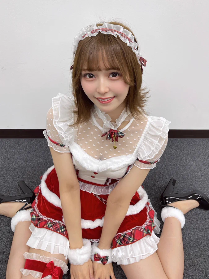 Asian girl Christmas costume