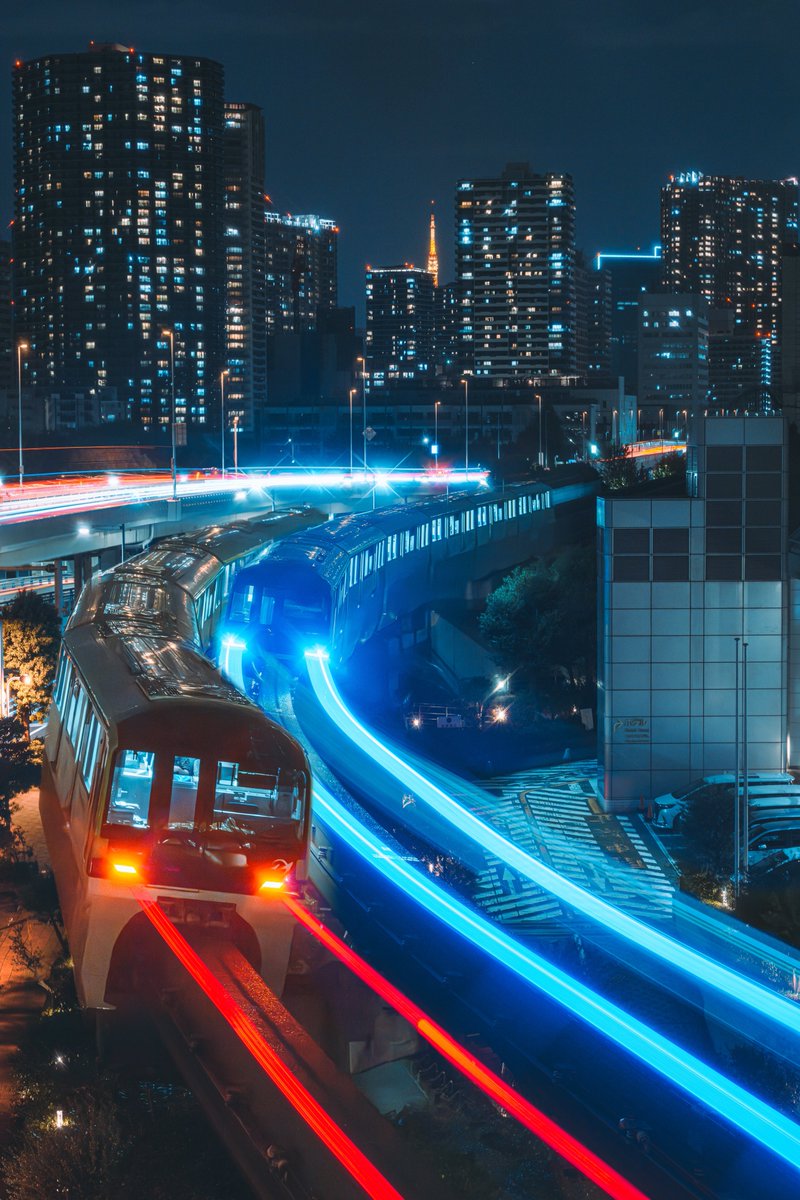 9月にブチ上げた年末までにフォロワー数1000人目標まで残り150人を切りました！皆さんがご覧になったおかげです…大変感謝です🥺

期限まであまりありませんが、都市風景・夜景好きな方はいいねやRTしていってください、よろしくお願いします🙇