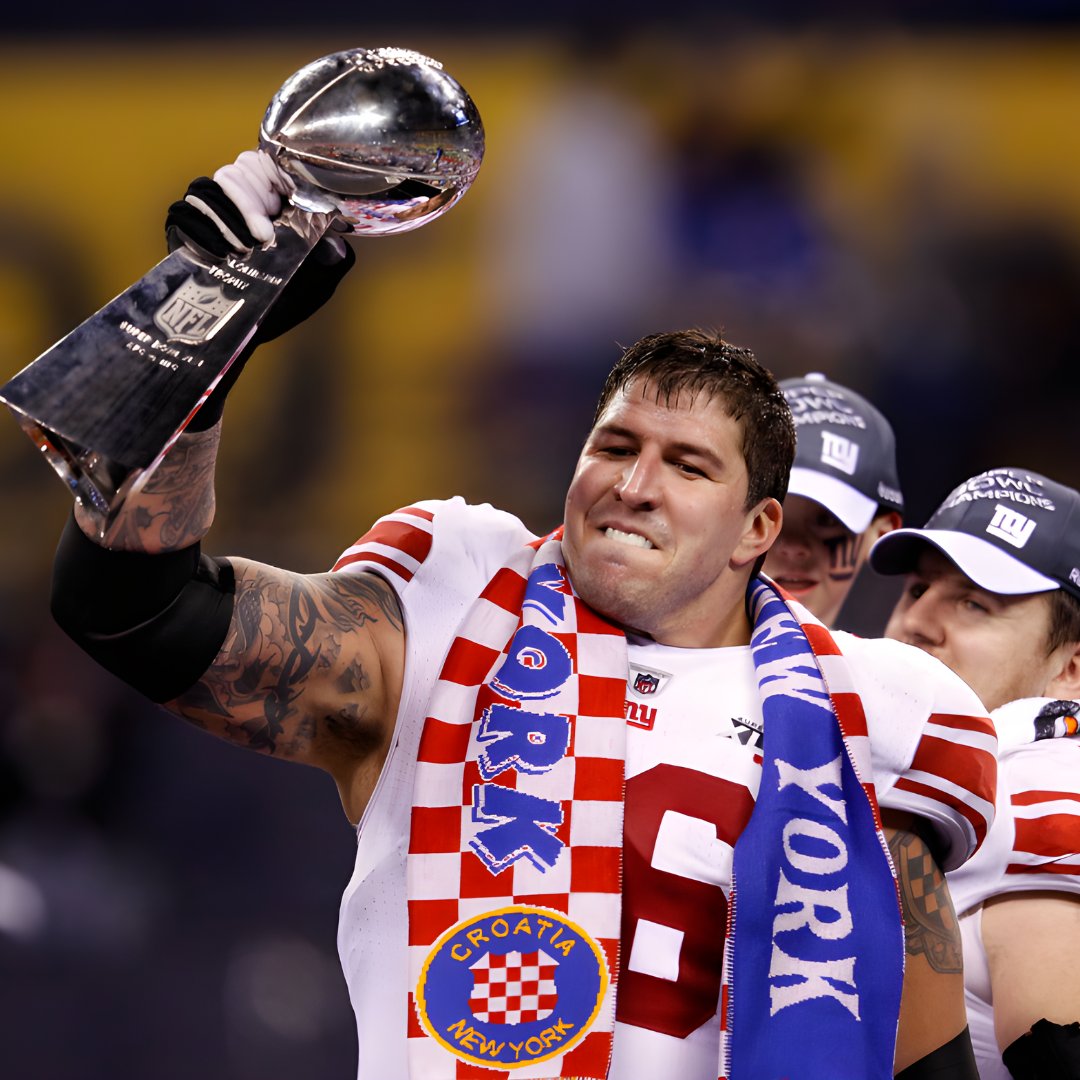 Gridiron_Media_'s tweet image. I wouldn't mind seeing a Giant of the past join the coaching staff in 2024.

Someone who knows what it actually takes to win meaningful games.

Restore some pride in this failing organization.