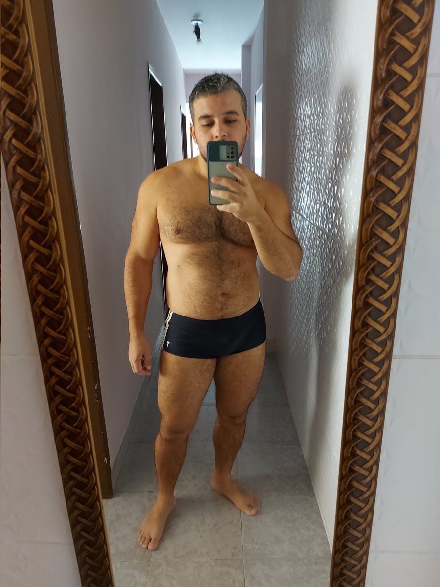 playnobeto's tweet photo. Calor hoje nessa Juazeiro (37°), teve que ter piscininha hoje. 😉
#boy #boytwitter #swimming https://t.co/KNCEuU63Qz