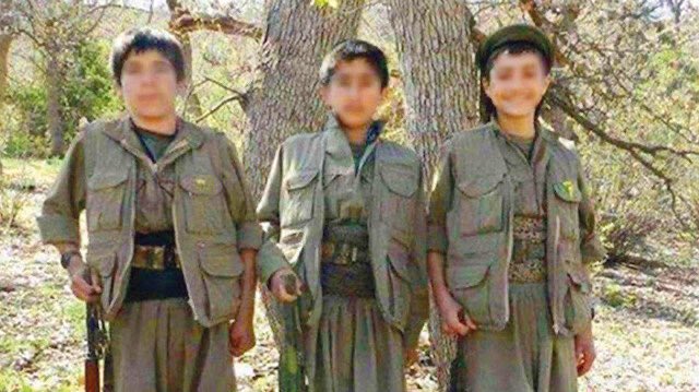 Jacquelinepisi's tweet photo. Siz bu çocuklara ne öğrettiniz? Ne yaptınız onlara? https://t.co/X8zkIlEJBu