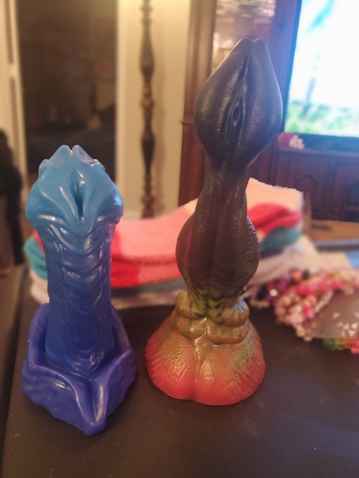 Thanks to you-know-who-you-are for my new toys from @XenocatArtifact @XCA_AfterDark   Keep your 👀s peeled