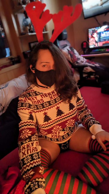 Merry Christmas 💙🎄 Hopefully everyone had a good time! https://t.co/5ZAmgV4jJ2<a href="/tag/femboy"class="tags"><span>#femboy</span></a><a href="/tag/nsfwcontent"class="tags"><span>#nsfwcontent</span></a><a href="/tag/nsfw_twt"class="tags"><span>#nsfw_twt</span></a>