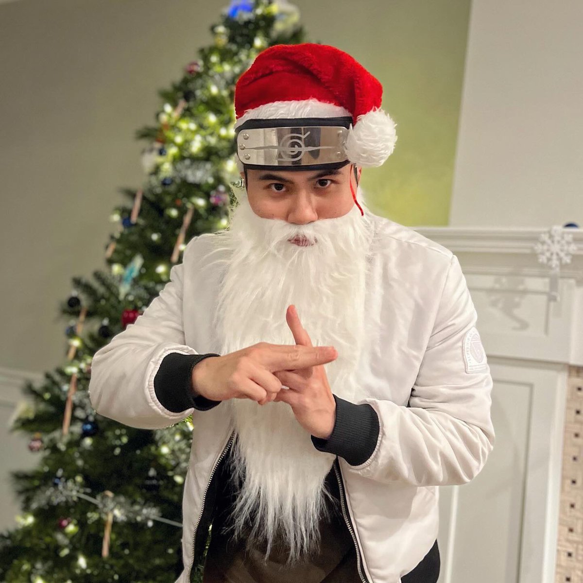 POV: Santa stopped by the Hidden Leaf Village 🎄 Merry Christmas and Happy holidays everyone! ❤️  #naruto #anime