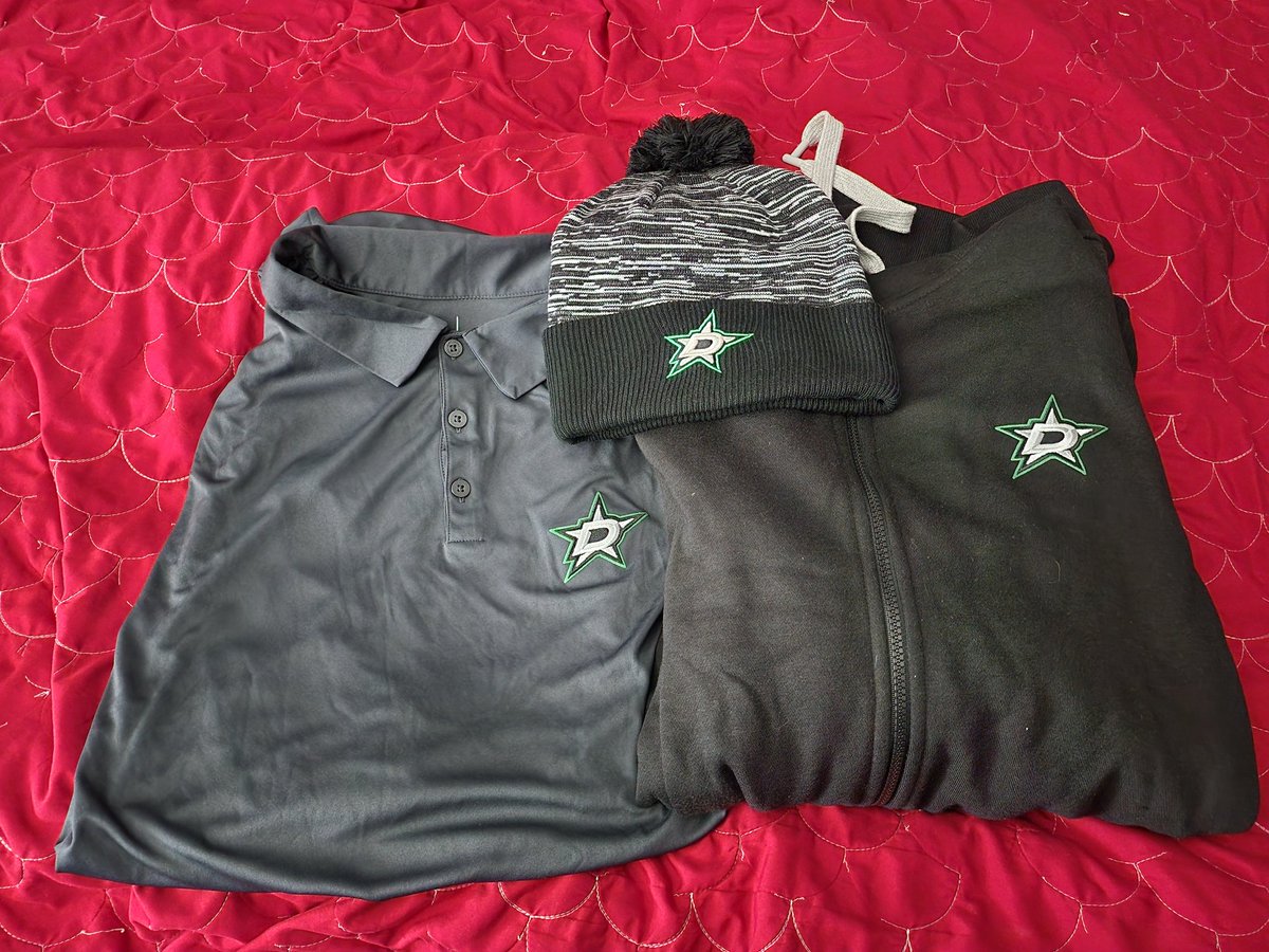 Wife hooked me up with some fantastic <a href="/DallasStars/">Dallas Stars</a> gear! Now all I gotta do is actually go to a game...but man, best wife ever!