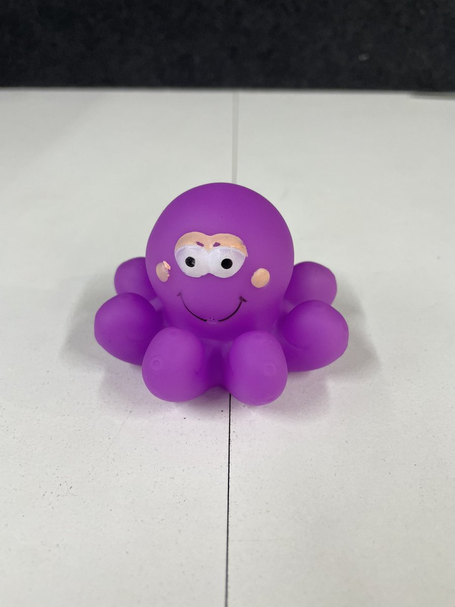 JacobTwee's tweet image. Everywhere I go I see his face😂