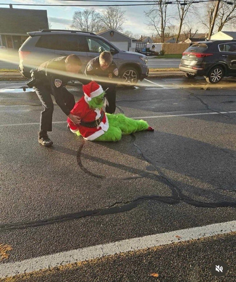 _lfhy's tweet image. they caught me