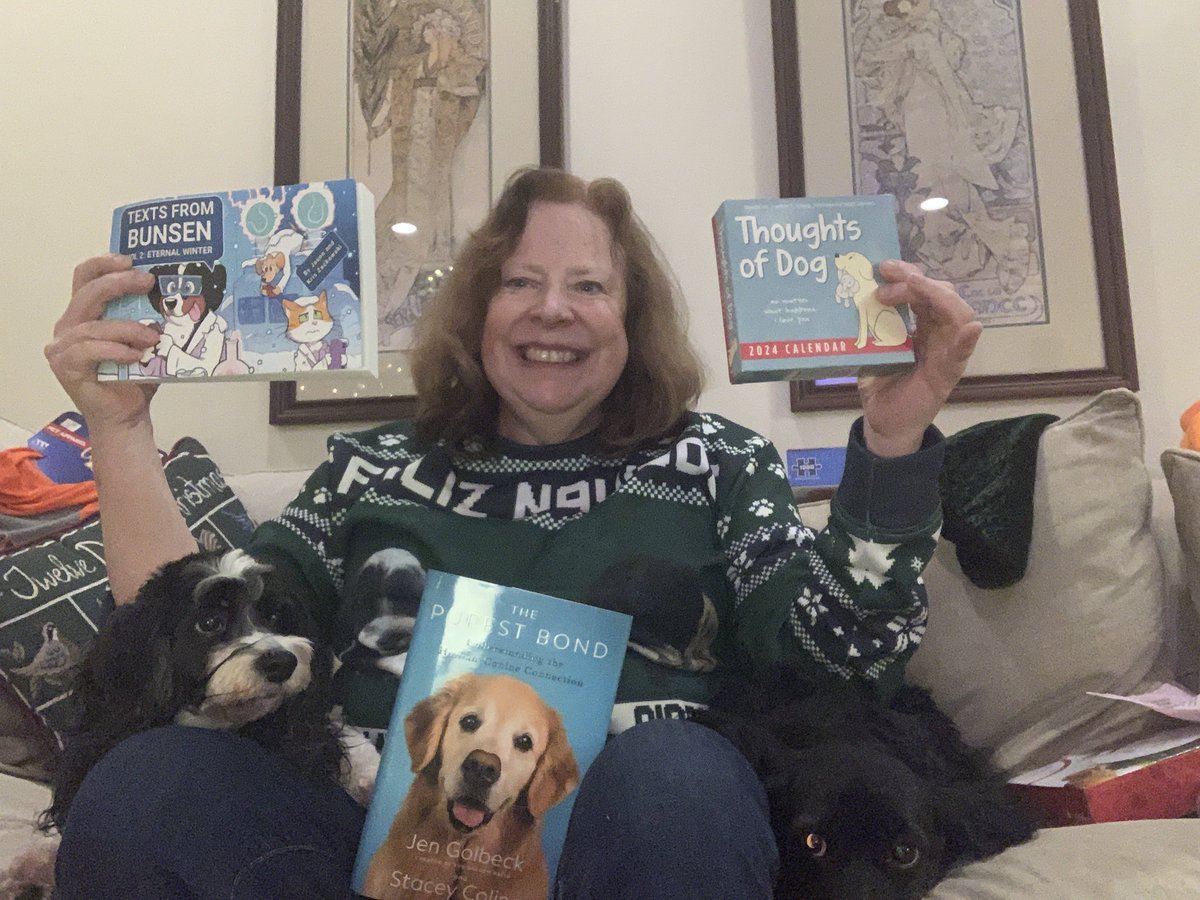 Millie and Pippin know their Mama so well! I scored the trifecta of Dog Twitter today <a href="/TheGoldenRatio4/">The Golden Ratio</a> <a href="/dog_feelings/">Thoughts of Dog</a> <a href="/bunsenbernerbmd/">Bunsen, BEAKER, and Bernoulli🇨🇦</a>