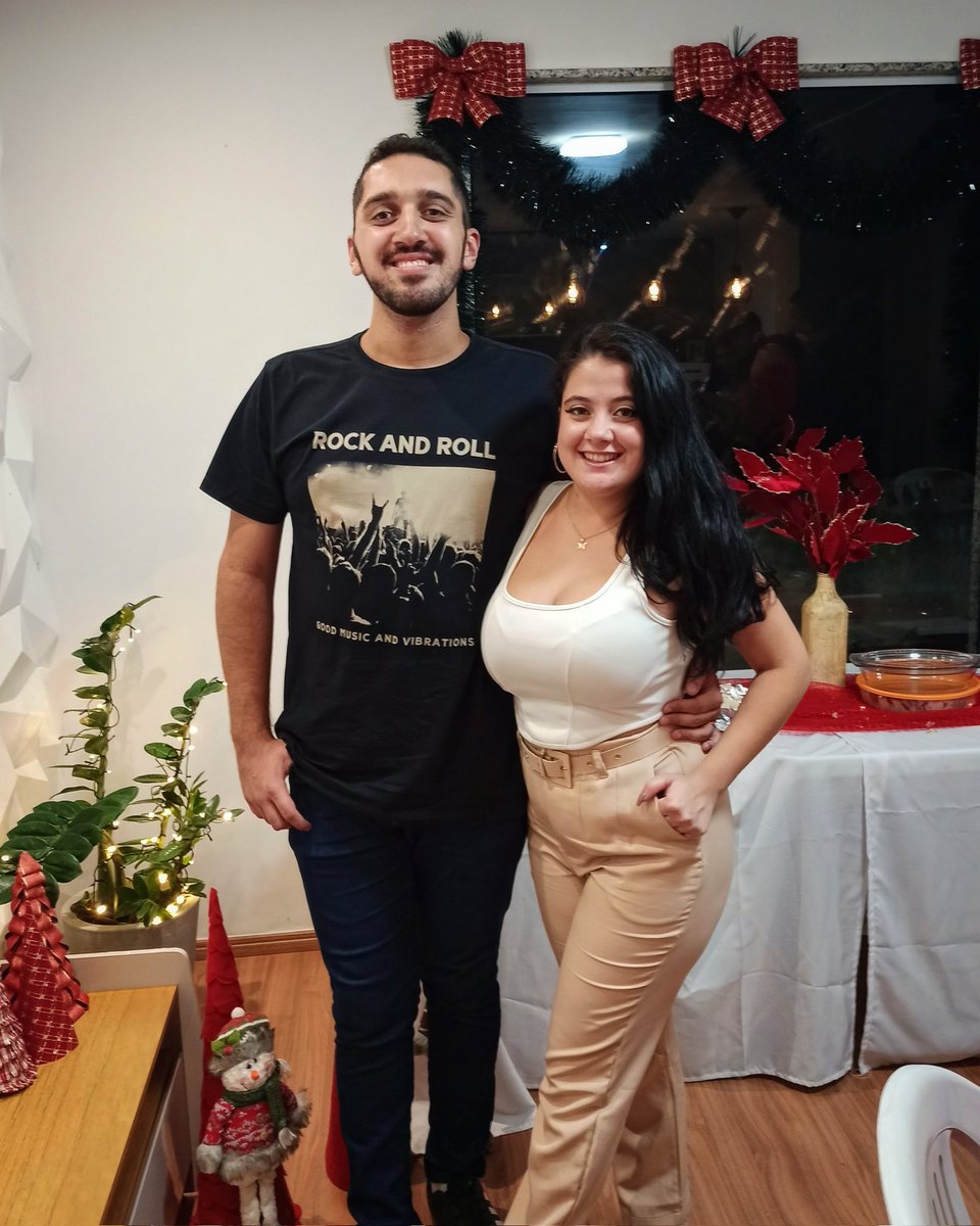 nthn_d_cst's tweet photo. Descobri que o amor não dói ❤️💍 https://t.co/Yh6YOpv3nu