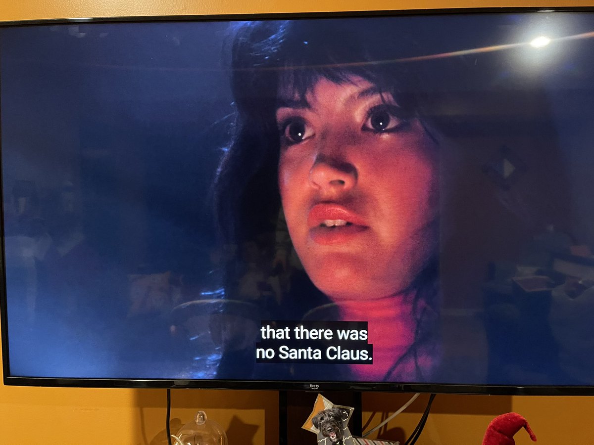 And that’s how I found out that there was no Santa Claus. #movietime #movie #moviecollectingcommunity #movies #moviescenes #moviescene #joedante #phoebecates #christmasmovie #christmashorror #horrormovies #horrormovie #horrorfan #horrorfanatic #horror4k #horrorbluray #gremlins