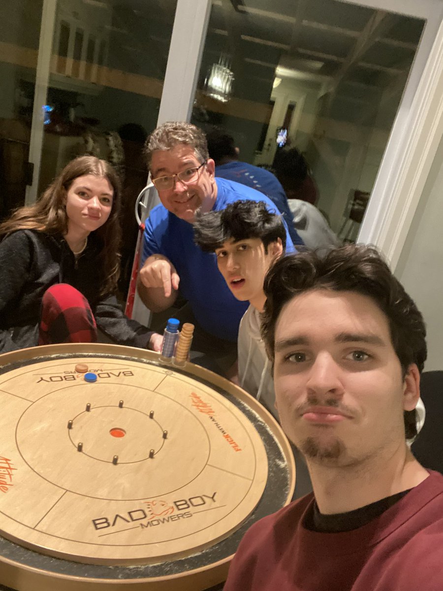 Gryph66's tweet image. Canada Christmas Crokinole battle. Was tied 8-8… just 11 twenties each for a tie - now 9-9…@TraceyBoards #badboymowers #crokinole #greatestgameonearth