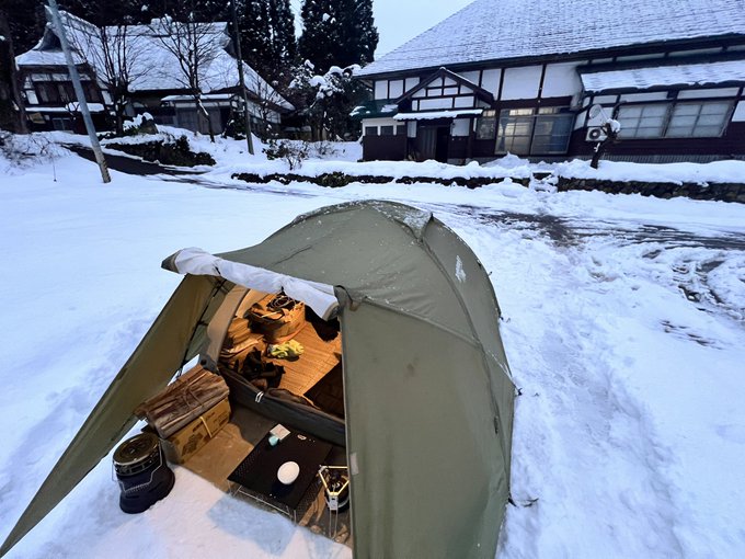 帰宅。テントから玄関まで険しい道のりだった。先の大戦で矢を受けた右膝が痛むぜ。 