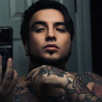 Rage303's tweet photo. #NewProfilePic https://t.co/3MB3NBkfAA
