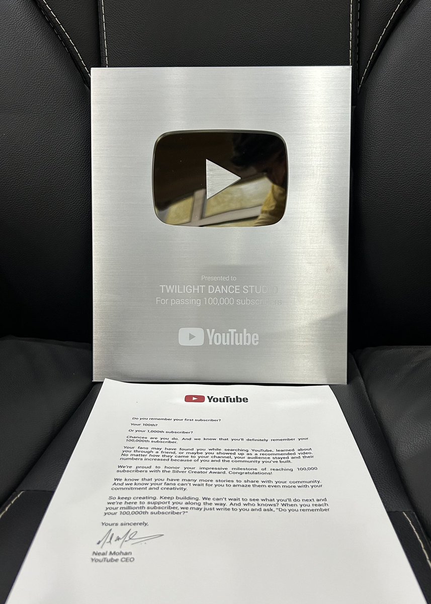 dance_twilight's tweet photo. Finally we have a ▶️ #playbutton in YouTube !!

#youtubechannel #twilightdancestudio #silverbutton https://t.co/K9ooMh75Fo