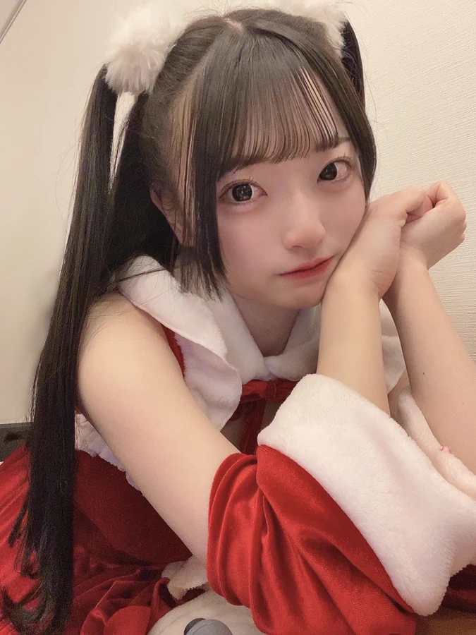 Asian girl Christmas costume