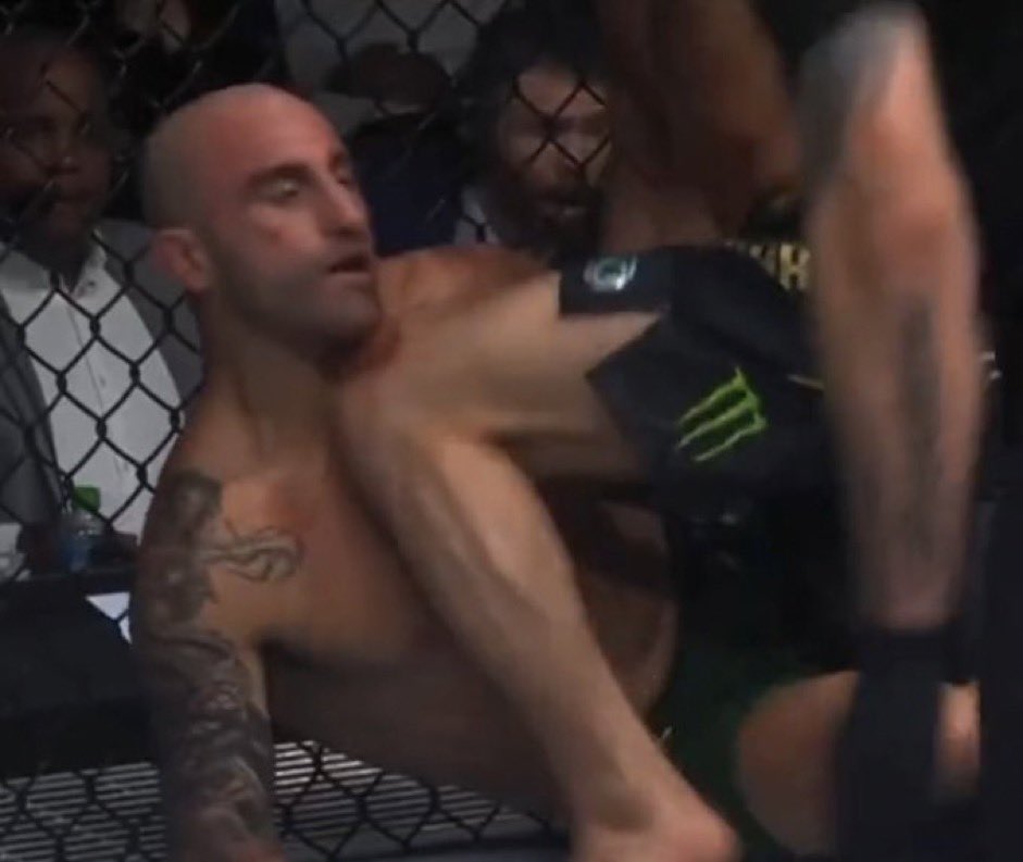 sinatra_mma's tweet photo. @danthehangman 💀 https://t.co/ZjqWyZar1u