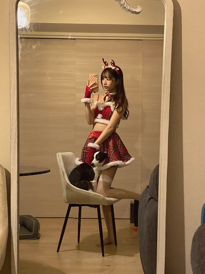 Asian girl Christmas costume