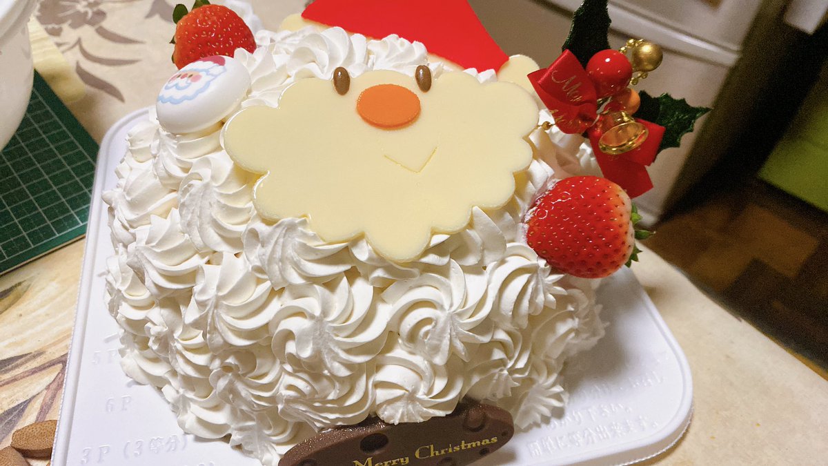 Juki_coffee's tweet photo. お久しぶりです✨

実は今自分の新しい事業に向けて
取り組み中の僕です😊

クリスマスは家族に卵不使用、豆乳のクリームでクリスマスケーキを作ってあげました🎂 https://t.co/QuxEcWldn1