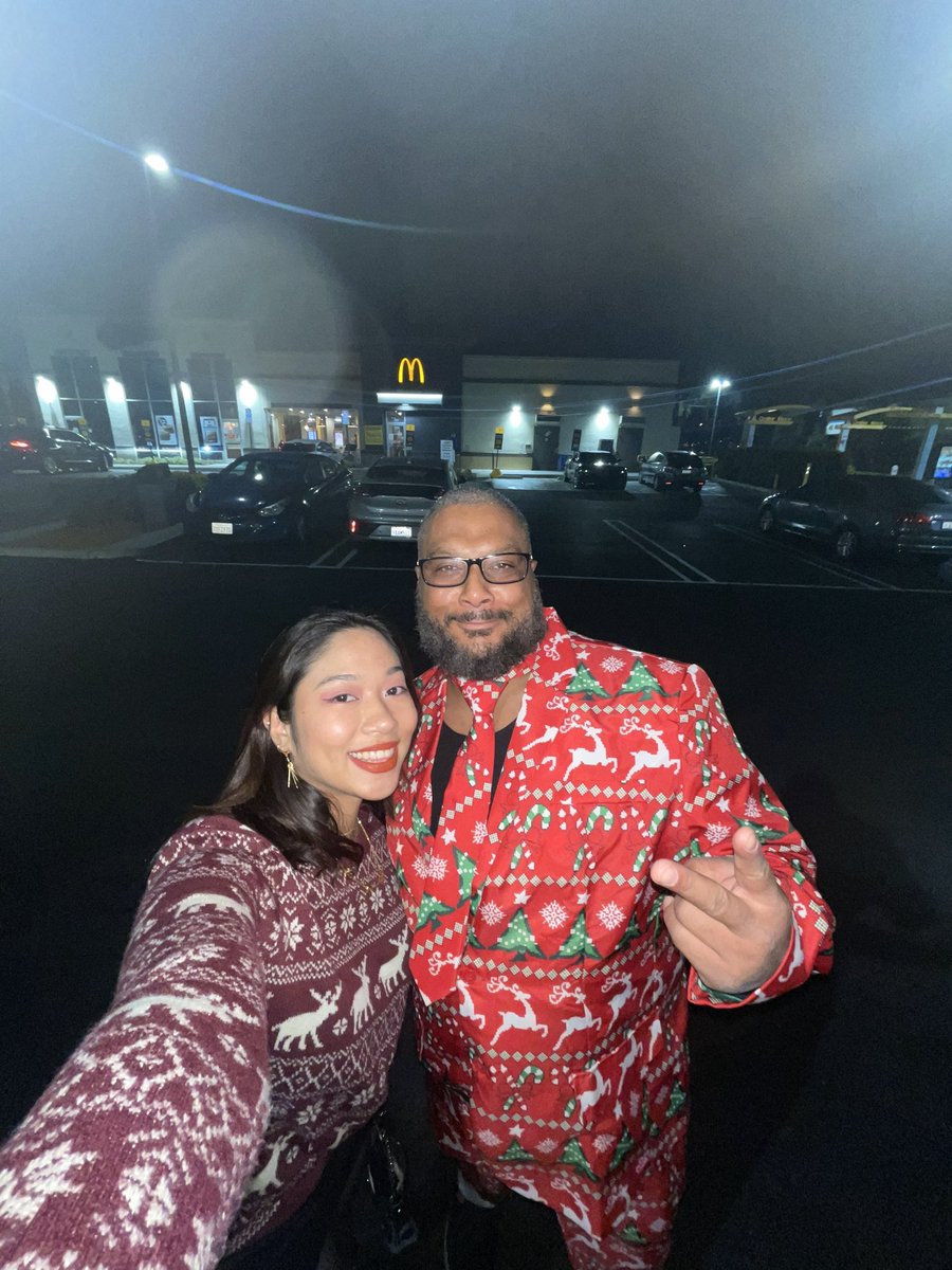 9 — photo w/ santa

Our own Santa got the rizz 🤣🤙🏼

#KasagiHolidayBucketlist #Kasagi #I2W