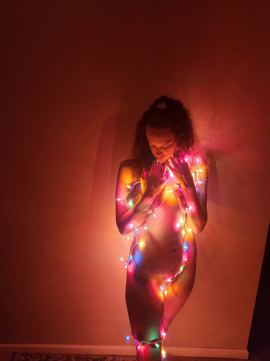 Csandi3go's tweet photo. Lit like a Christmas tree 🎄 #needsugar #onlyfans #daddysbunny #onlyfanscreator #SellingContent https://t.co/oZVGFWHJe4