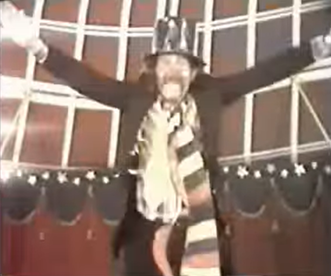 GCPRcbvWgAA94vG?format=png&name=small